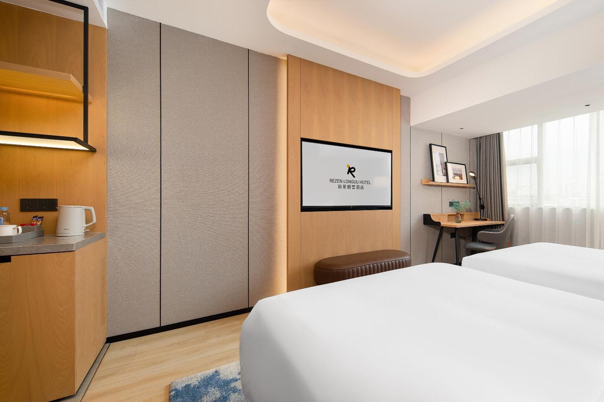 Langham Honor International Hotel Canton Fair Complex Branch - Free Shuttle To Canton Fair Complex During Canton Fair Period & Free Mini Bar Buitenkant foto