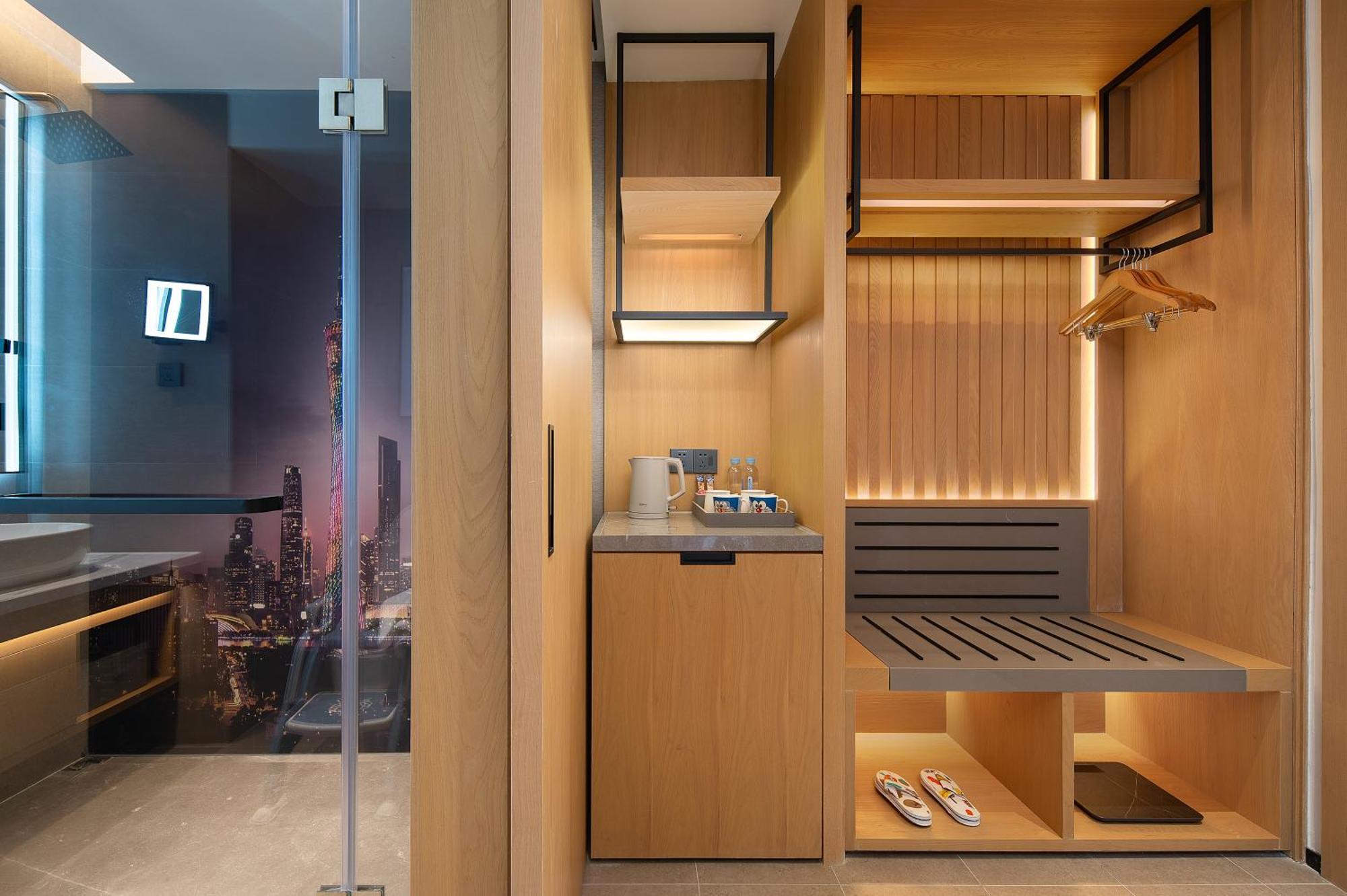 Langham Honor International Hotel Canton Fair Complex Branch - Free Shuttle To Canton Fair Complex During Canton Fair Period & Free Mini Bar Buitenkant foto